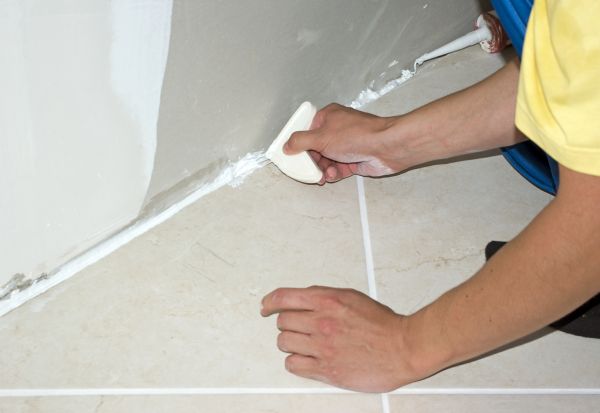 Tile Recaulking