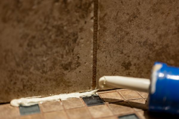 Shower Caulk Replacement in Freehold